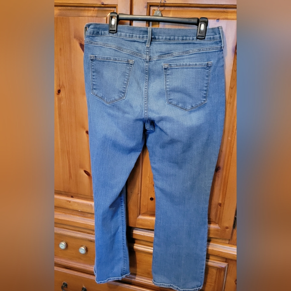 Old Navy Curvy Profile Jeans